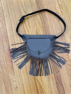 Fringed Leather Belt Bag in Taupe - Stylish Hands-Free Crossbody